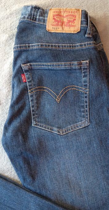 Jean LEVI'S 511 Taille 12 ans